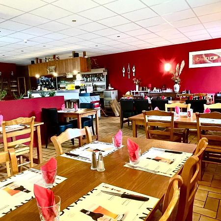 Auberge Le Beaulieu -Cantal Ngoại thất bức ảnh